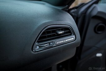 DODGE CHALLENGER R/T 5.7 V8 2023/3 28800km - 18