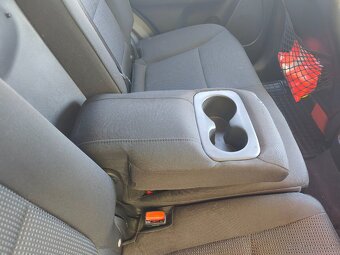 Kia Sorento 2.2 CRDI  4x4 automat 7 miestna verzia - 18