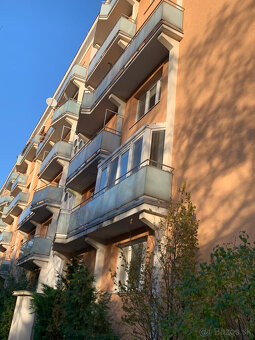 BA III. Nové mesto -2 izbový zariadený byt - 18