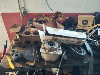 Rôzne Náhradné diely - 18