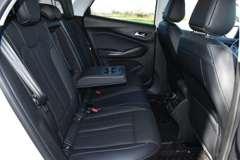 Opel Grandland 1.5 CDTi ULTIMATE FULL VÝBAVA - 18
