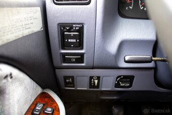 Toyota Land Cruiser 2000 - 18