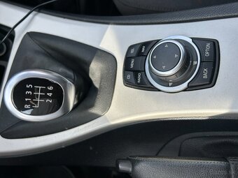 BMW Řada 3, 318D - 18