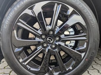 Mazda CX-80 2.5l PHEV HOMURA PLUS ODPOČET DPH - ZĽAVA 26.1% - 18