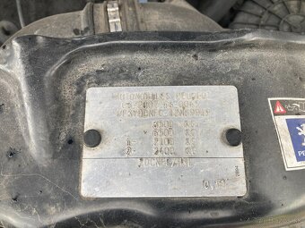 Peugeot Boxer 2.2 121 kW L4H2 - 18