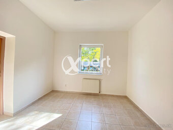 Na  prenájom obchodný priestor  70 m2 v Dun. Strede - 18