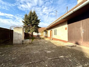 REZERVOVANÝ/ 4 - IZB.ROD.DOM s GARÁŽOU,POZEMOK 776m2, HLBOKÉ - 18