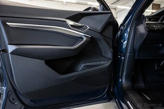 Audi Q8 E-tron 55 Advanced - 18
