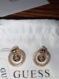 Guess nové náhrdelníky i náramky Dárkové balení - 18