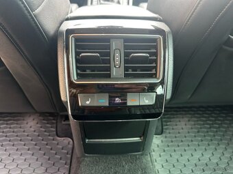 Škoda Superb Combi 2.0 TDI - 18
