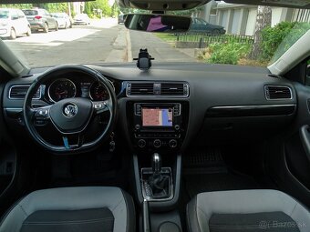 Volkswagen Jetta 1.4 TSI DSG 110kW TOP STAV PRAVIDELNÝ SERVI - 18