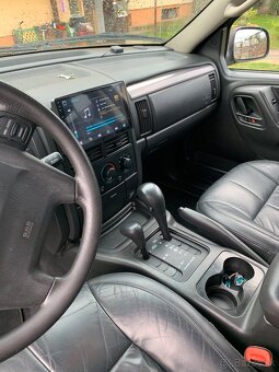 Jeep Grand Cherokee 4.0 - 18