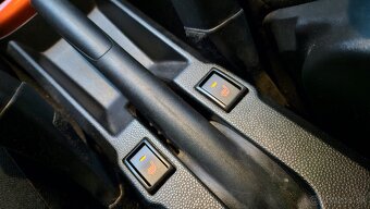 Suzuki Ignis 1.2 - 18