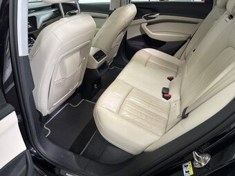 Audi E-Tron 55 Advanced Quattro - 18
