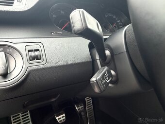 Volkswagen Passat 2.0 TDI Highline - 18
