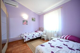 CHORVÁTSKO - 3-izbový dom 7 km od mesta POREČ - 18