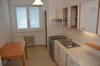 Predaj 3 izbový byt Nitra centrum + parkovanie vo dvore - 18