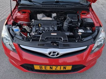 ===Hyundai i30 CW=== - 18