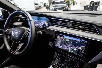 Audi E-tron - 18