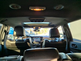 DODGE DURANGO 5,7 HEMI R/T 2022 21 000 km - 18