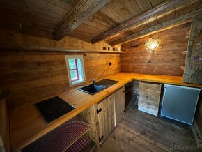Znížená cena  rezidencia / Makov 14 326 m2 - 18