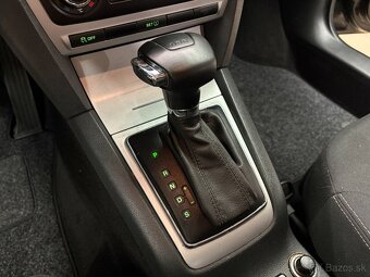 Škoda Octavia Combi 2.0 TDI CR DPF Elegance DSG - 18