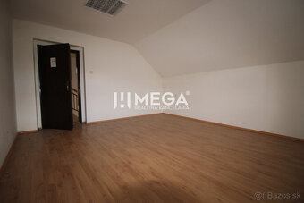 NA PREDAJ: Výnimočná nehnuteľnosť vo Vranove nad Topľou - 18