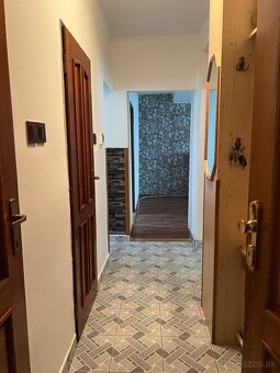 Na predaj 3 izbový byt v Brezne 71m2,centrum,park, - 18