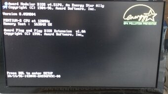 Predám stolný počítač Intel Pentium - 18