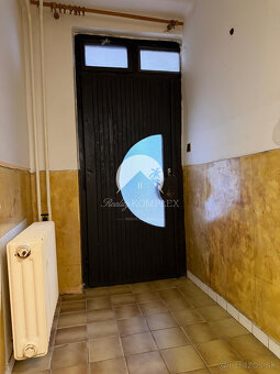 Reality KOMPLEX s.r.o. vám ponúka na predaj priestranný tehl - 18