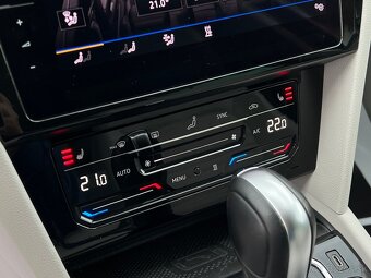 ✅ 2021 VW Passat 2.0TDI R-Line 4Motion Webasto Ťažné HeadUp - 18