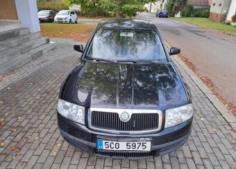 Škoda Superb 1,8 i benzín manuál 110 kw - 18