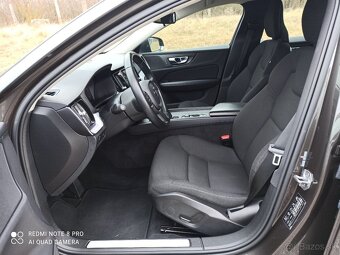 Volvo V60 2.0 benzin, automat, rok 2020 - 18