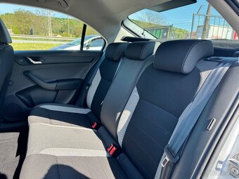 Škoda Rapid 1.6 TDI Ambition - 18