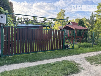 Krásna záhrada v Kráľovej nad Váhom 260 m2 v OV - 18