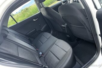 Kia Rio 1.2i 18 500km v záruke - 18