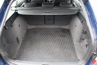 Škoda Octavia Combi 2.0 TDI - 18