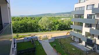 Predaj 2 izbový byt 48.6 m2, 3p. s balkónom a skladom, Rivie - 18