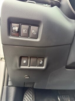 Toyota C-HR 1.8 Hybrid CVT - 18