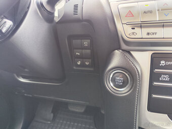 Toyota Land Cruiser 2.8 D-4D Executive A/T - 18