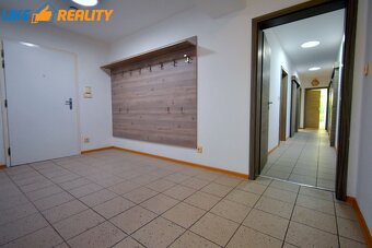 Novostavba /10r/ s výťahom v tichej uličke Martin Stráne - 18