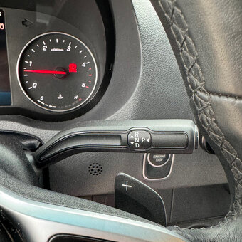 Mercedes-Benz Sprinter - odťahový špeciál so spaním a príves - 18