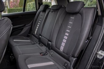 BMW Rad 2 Gran Tourer 220d xDrive Sport Line A/T - 18