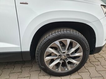 Škoda Karoq 1.5 TSI 110kW 113tkm Full LED - záruka Autodraft - 18