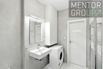 REZERVOVANÉ Na predaj priestranný 3-izbový byt s dvoma logg - 18