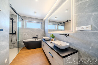 BOSEN | Moderný 4 izbový bungalov s bazénom, ul. Karasová, S - 18