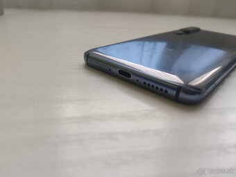 Xiaomi Mi 10 5G 8/256 GB 91% baterie - 18