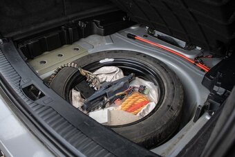 BMW Rad 5 Touring 530d 170kw - 18