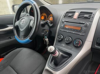 Toyota Auris 1.4 2008 - 18