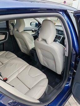VOLVO V60 OCEAN RACE 2,0 133kW - 18